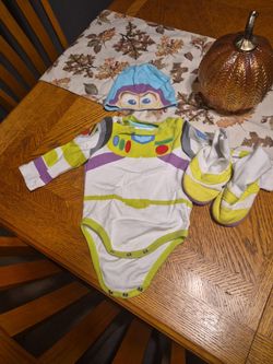 Disney Buzz lightyear baby costume size 12, 18 months