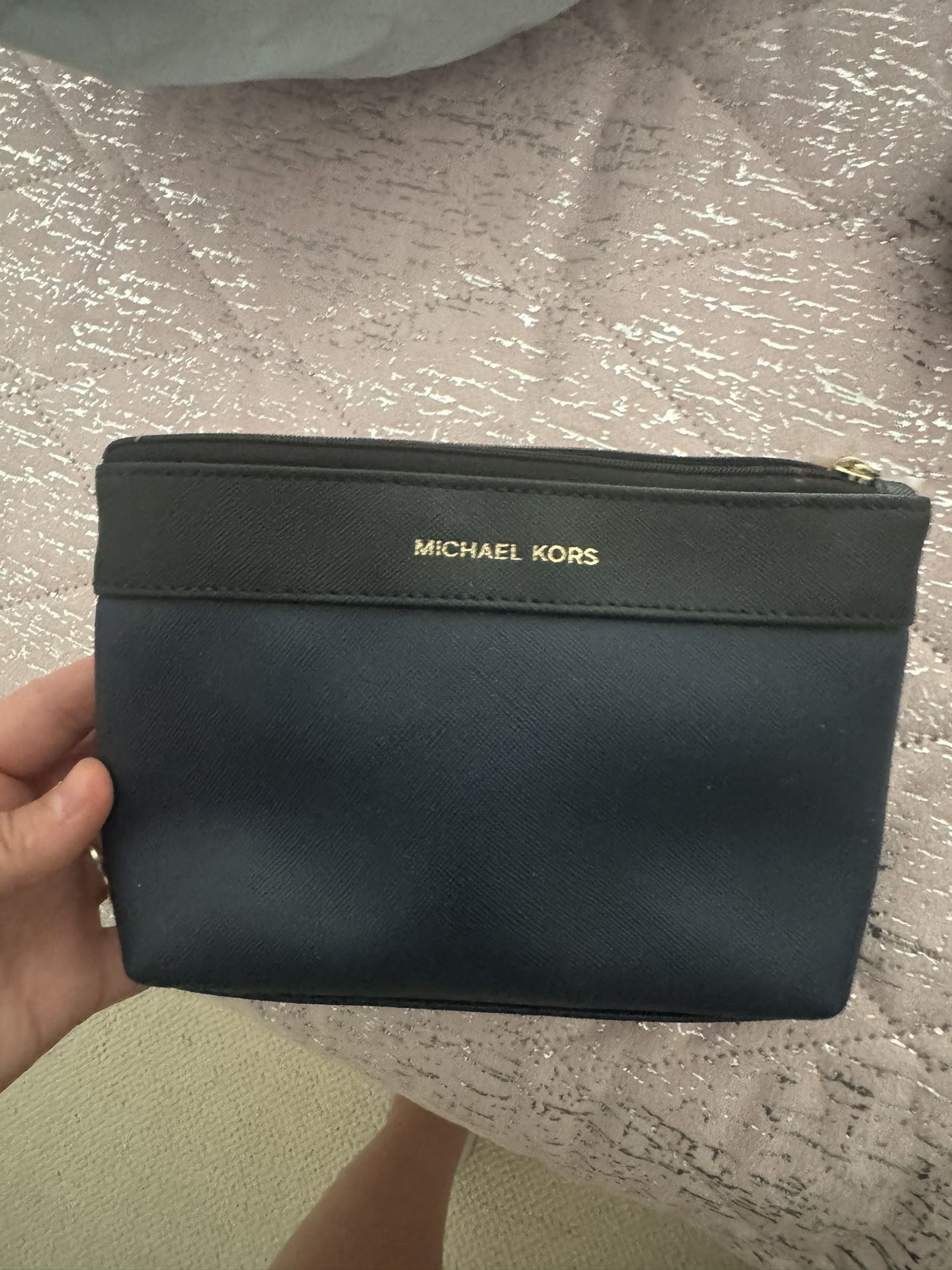 Michael Kors Mk Cosmetic Makeup Bag Navy Black 2 Tone