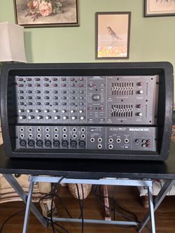 Mackie 808M FR Series Powered Mixer