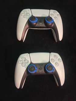 PS5 Controllers