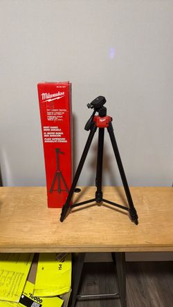 Milwaukee 72 in. Adjustable Laser Level Tripod