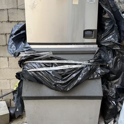 500 lb Mantiwoc Ice Machine IY0505W-161