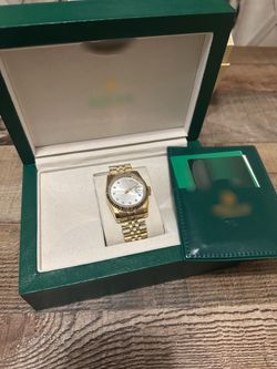 Mens Luxury Watch Gold with Box