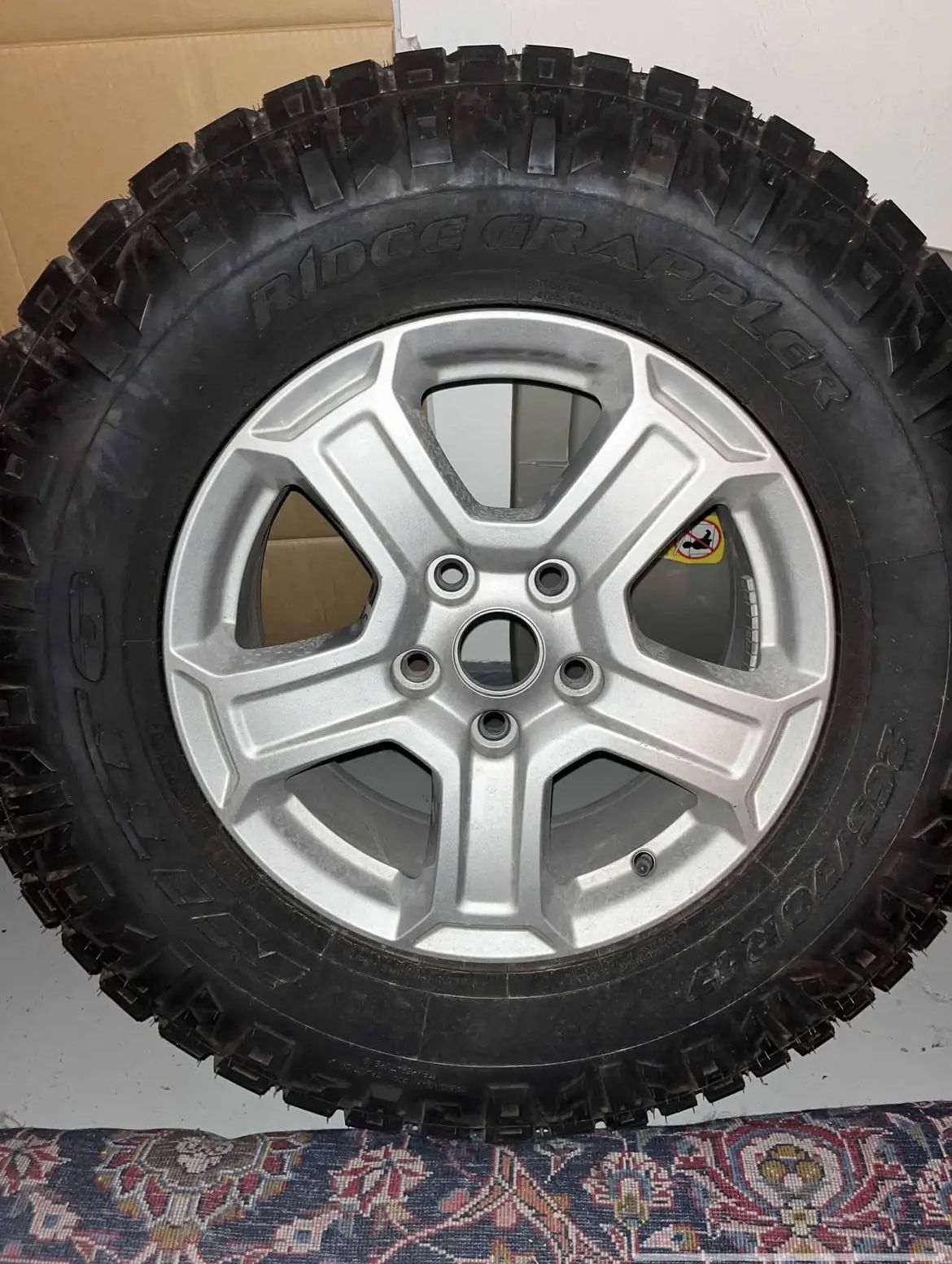 Nitto all Terrain Grappler: 33” Tire & 17” Rim