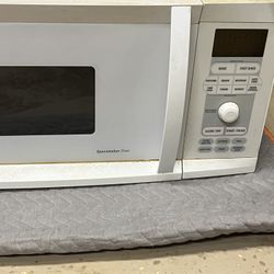GE Space maker Built In Microwave Oven