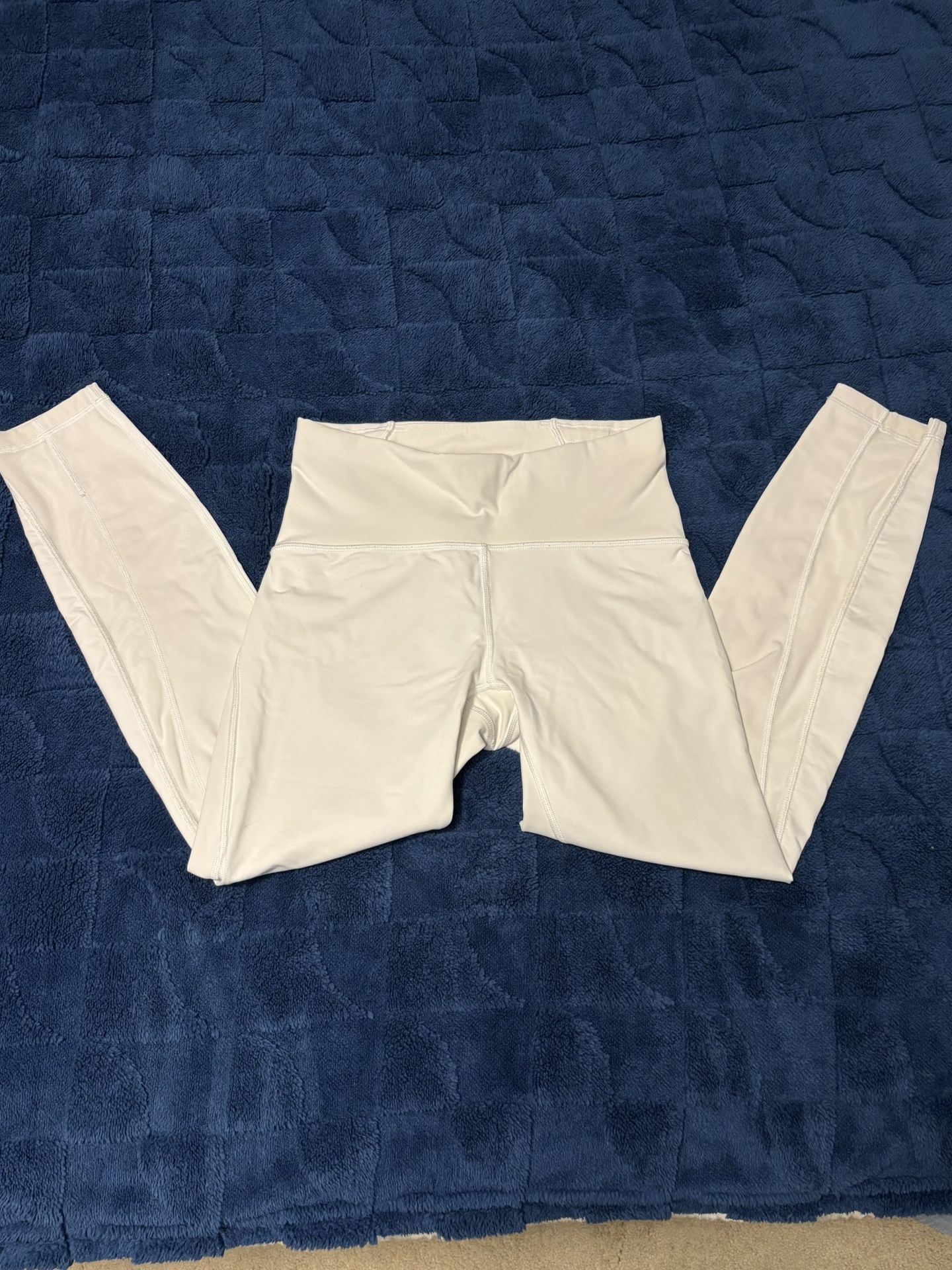Lululemon Women White Train Times 7/8 Leggings