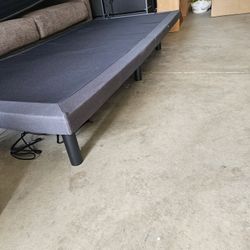 Dream Cloud Adjustable Bed Twin