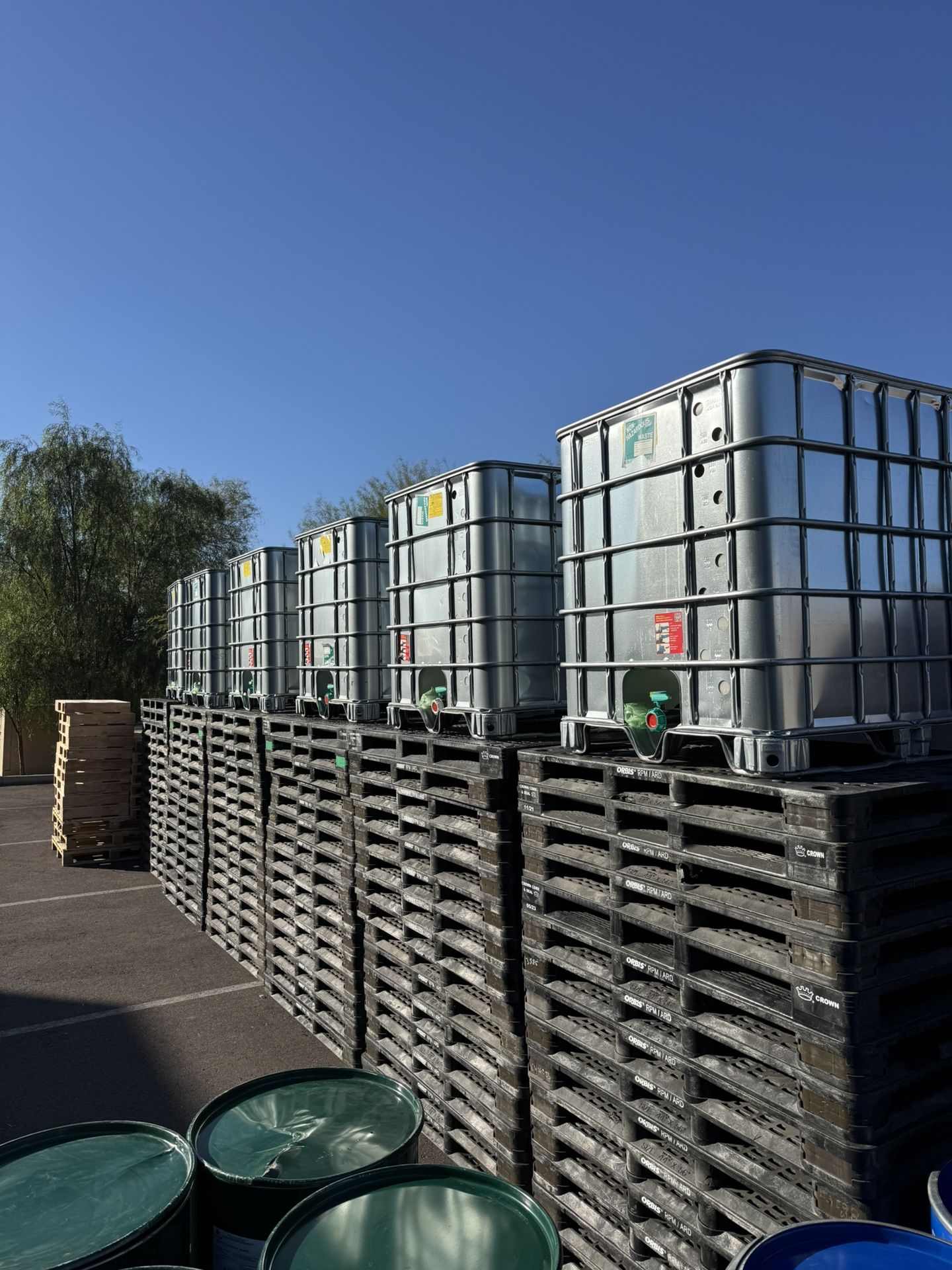 275 Gallon Totes