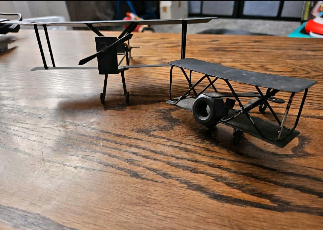 Vintage Metal Planes