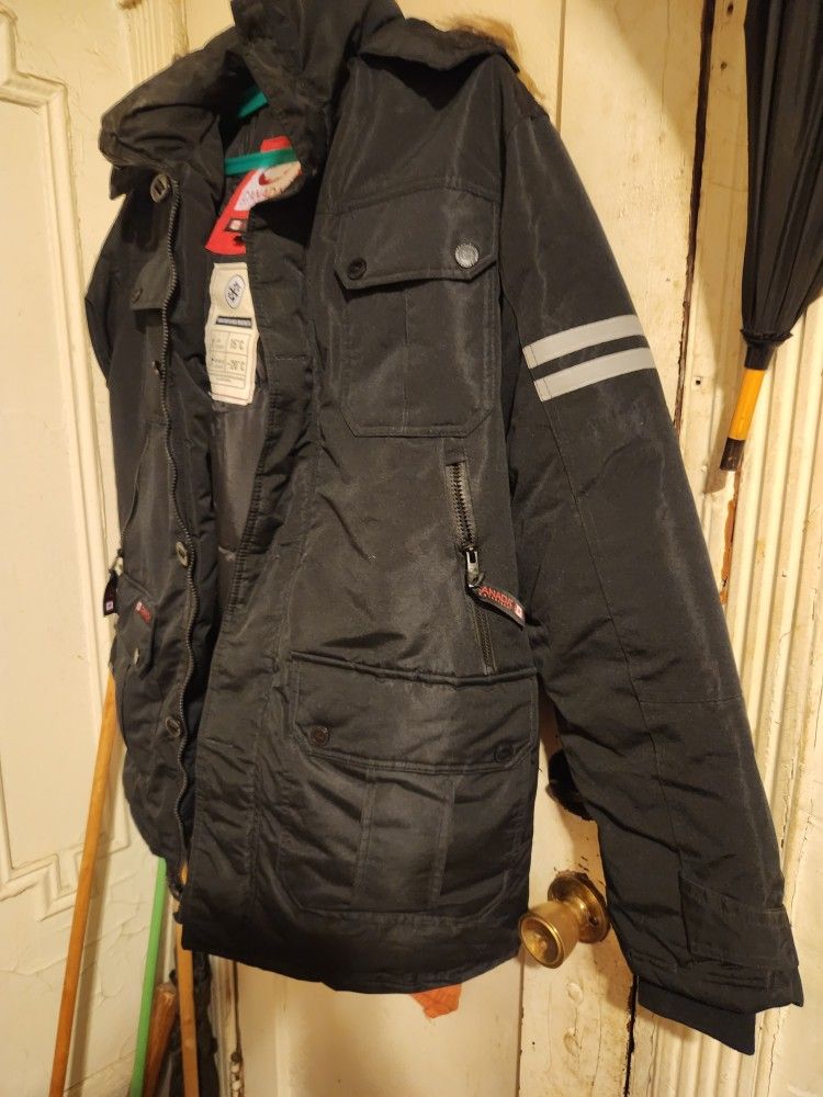 Canadian Goose (Heavy Winter Coat)