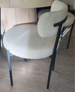 4 Dining Chairs