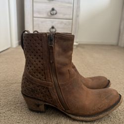 Lane Boots 