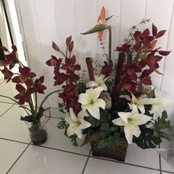Decorations 