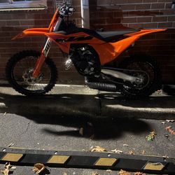 KTM 125 