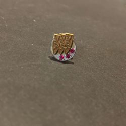 Buick Reward Pin 10 karat gold with three red rubies