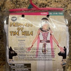 Halloween Costumes 