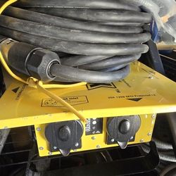 Spider Box 120V  240V 50amps + 50' of extension Cord 