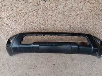 2020-21 Nissan Titan Front bumper