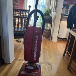 Vintage Eureka Bravo Vacuum 