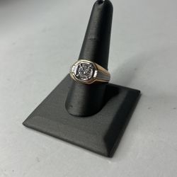 10k Gold Men’s Solitaire Diamond Ring Size 10