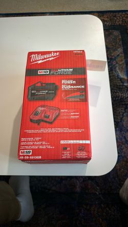 New M18 12.0 Ah Forge Rapid Charger Starter Kit 48-59-1813GB