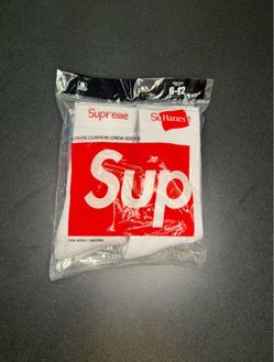 Supreme socks