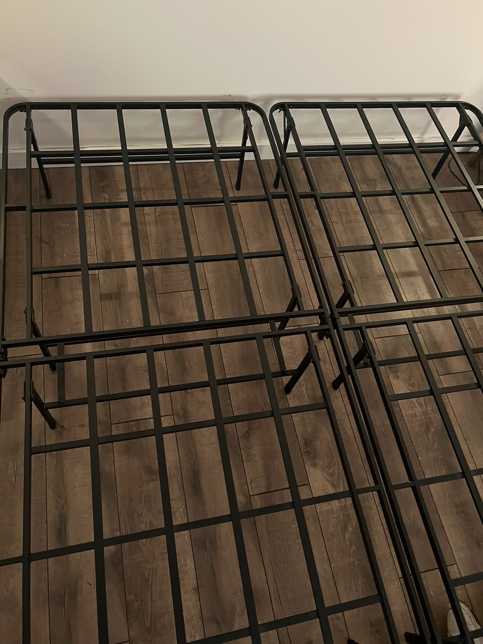 Metal bed frame- King 