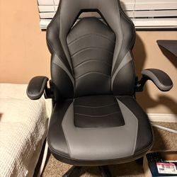 Computer Chair (emerge) 