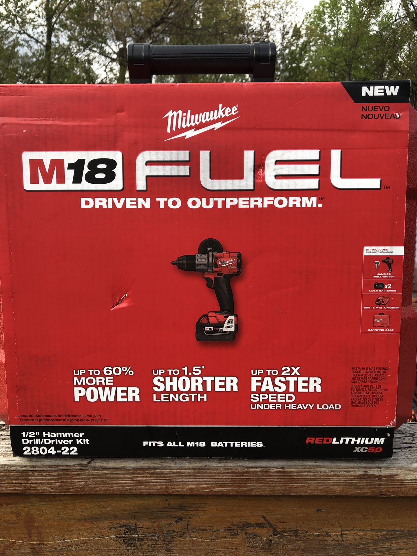 Milwaukee m18 fuel brushless hammer drill kit w/ 2 5.0ah battrleries