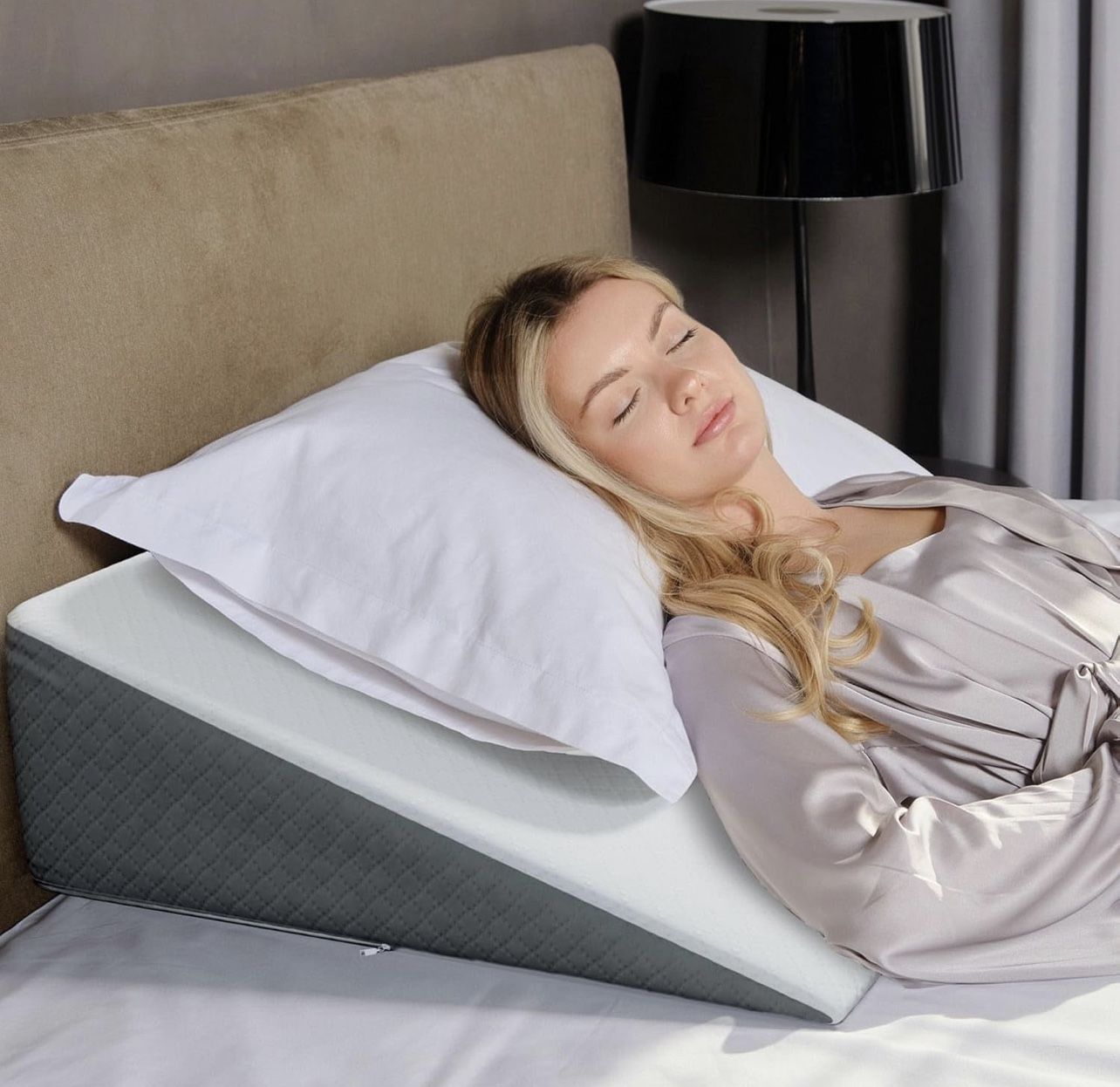 Wedge Pillow