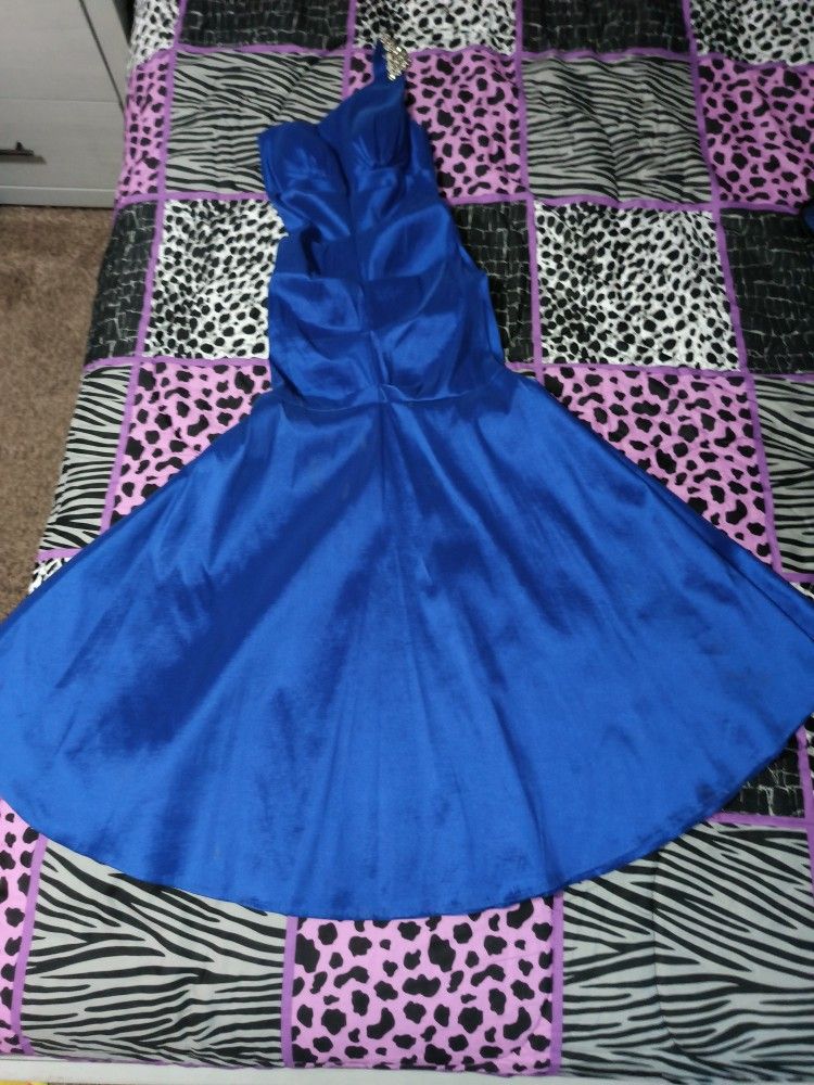 Blue Mermaid Prom Dress Size Small In Youth