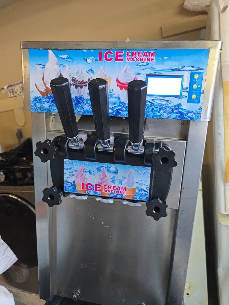 Ice Cream Machine