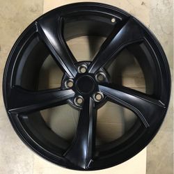 2026 Tesla Model Y Juniper 19” Wheels With Hubcaps Set (4)