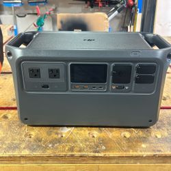 DJI Power 1000 Portable Power Station 