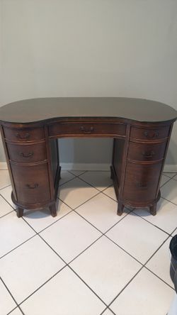 desk