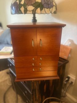 Lori Greiner Jewelry Box