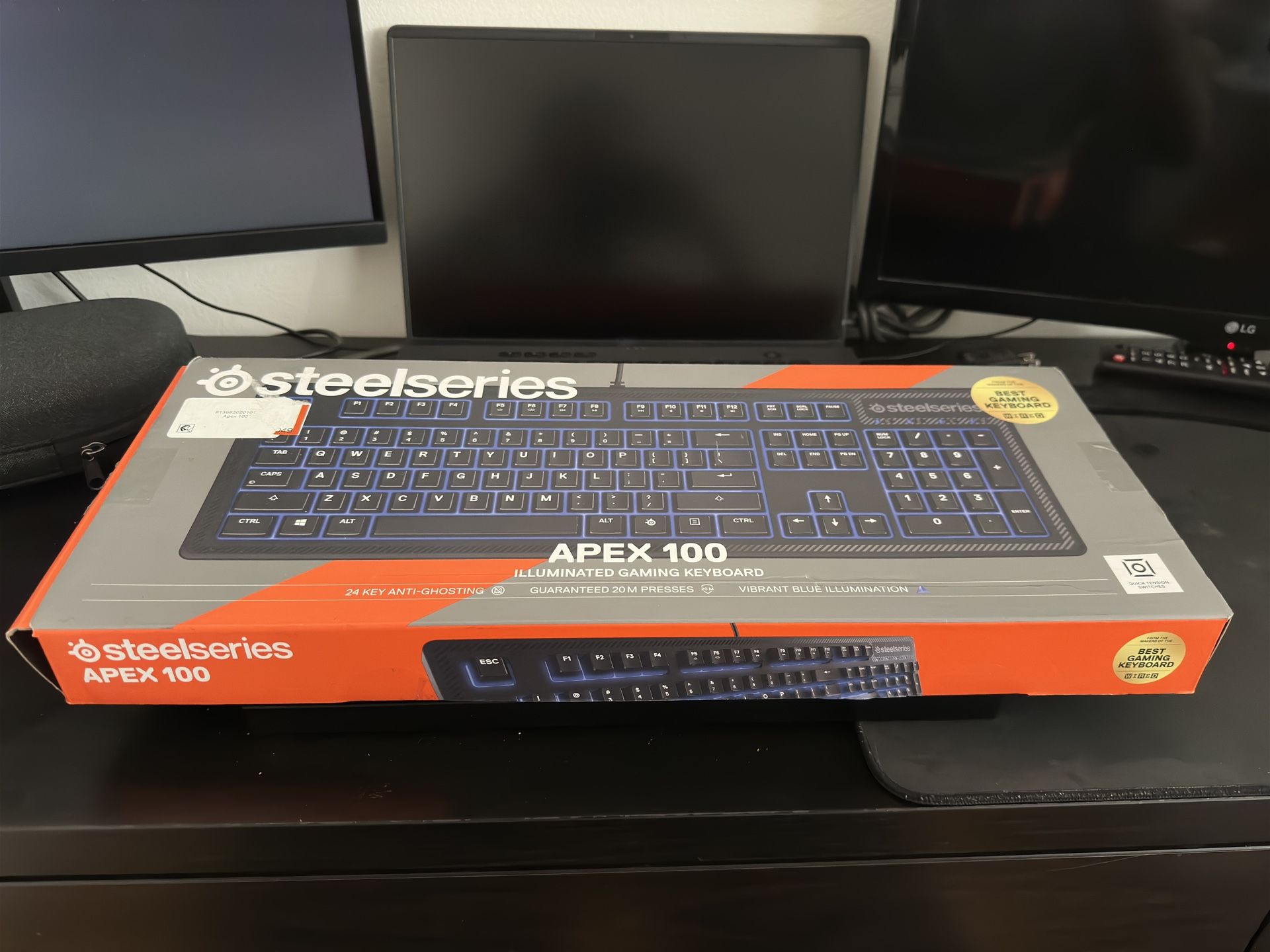 SteelSeries Apex 100 Gaming Keyboard - Tactile & Silent - Blue LED Backlit - Splash Resistant