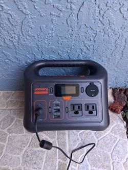 Jackery solar generator
