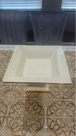 NEW Made in Italy - Ceramic Pedestal Centerpiece Bowl Gold Trim CWC Culinary Essentials