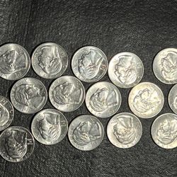 Lot of 2024 quarters US coins, With In cod We Trust Erro