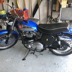 1959 BSA A-10 Super Rocket