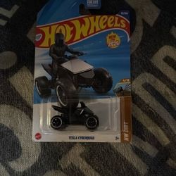 Mattel, Hot Wheels 2025 Tesla CyberQuad! 