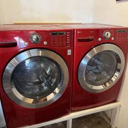 LG Washer And Gas Dryer Set