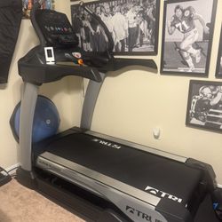 2019 True Alpine Runner.  Less Than 10 Miles Used