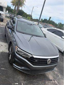 2019 Volkswagen Jetta R-LINE 130k miles 8000$ full price cash we finance with $4000