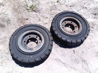 Set of 2 Forklift or Scissor Lift Wheels Rims & Tires 7.00x12 - 5.00Sx12