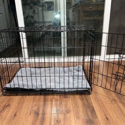 Med Dog Crate w/ Mat