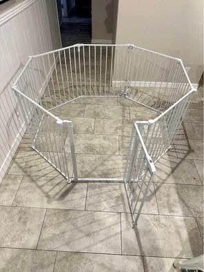 Extra Large Pet Gate / Playpen / Pet Fence