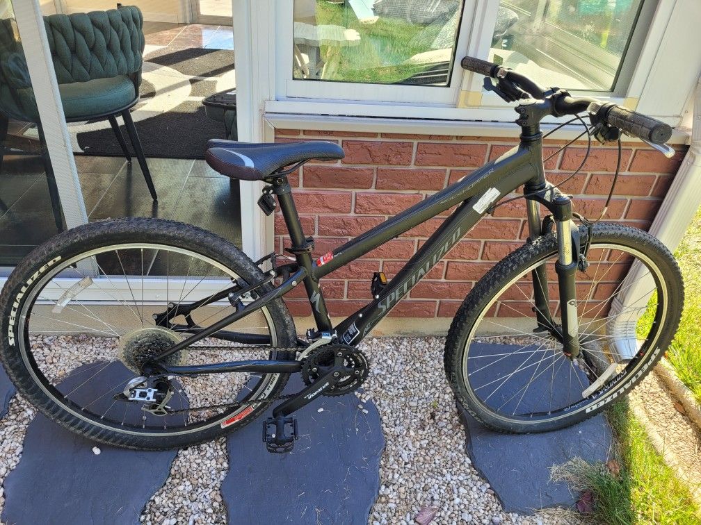 Rockhopper Trail Bike