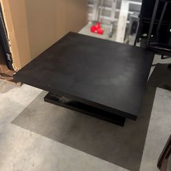 Coffee/ Center Table